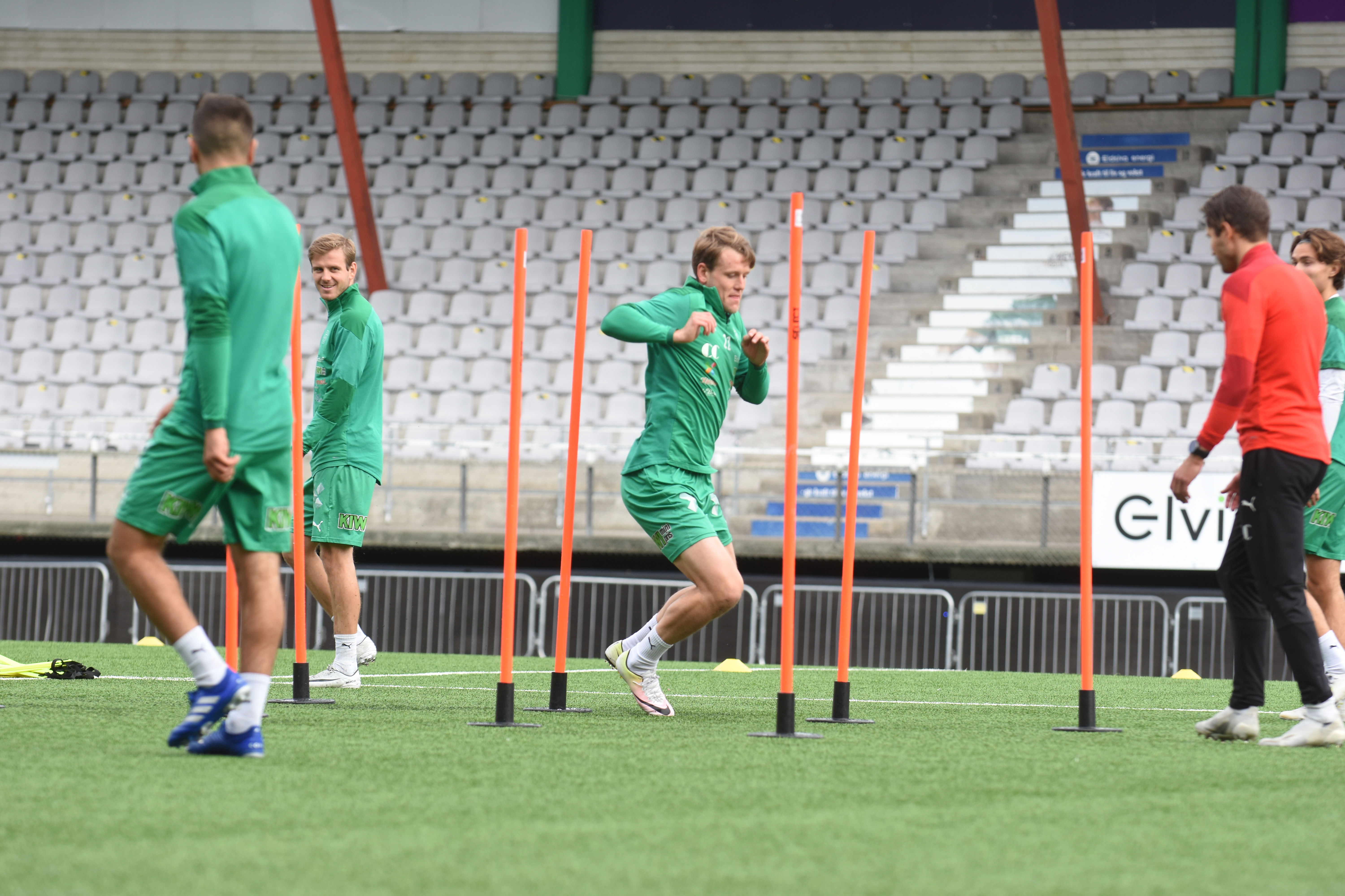 - Nå er det vår tur